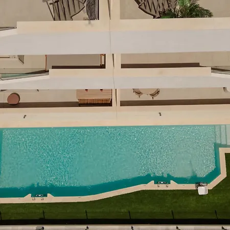 Apartamento Modern With Large Terrace And Gym Estepona