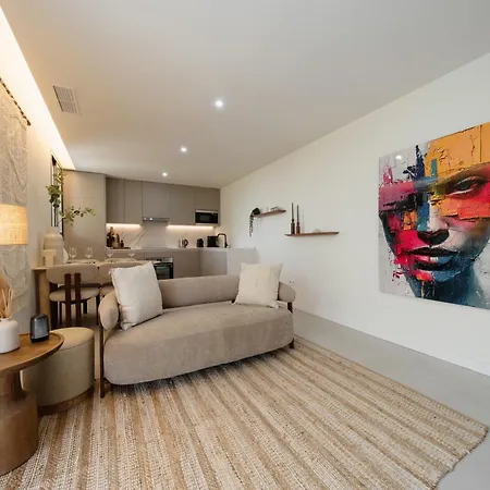 Modern With Large Terrace And Gym Apartamento