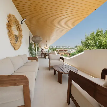 Modern With Large Terrace And Gym Apartamento *