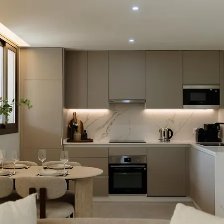 Apartamento Modern With Large Terrace And Gym Estepona
